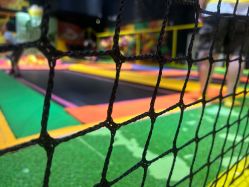 -蹦蹦跳跳(新奥购物中心店)