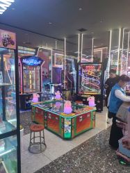 -卡通尼乐园(景枫中心店)