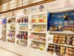-泡泡玛特POPMART(国金街店)