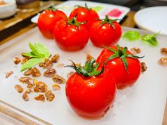 番茄脆菇沙拉-小大董·烤鸭(王府井apm店)