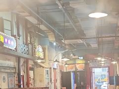 -马路边边串串香形象店(磐石路店)