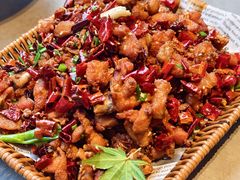 -吴越荣记苏州菜·松鼠桂鱼100%活鱼现做(斜塘老街店)
