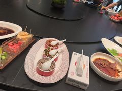 -艳阳天民俗村(公园路店)