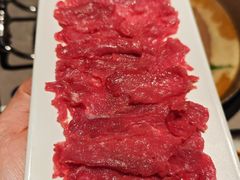 -伴山牛贵州黄牛肉火锅·苗疆非遗艺术餐厅(上海首店)