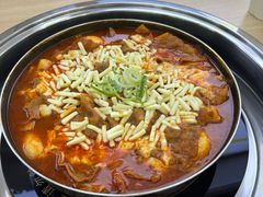 -三清洞摩西韩式年糕火锅(威高广场店)
