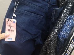 -BIGOFFS 超级折扣(仁恒伊势丹店)