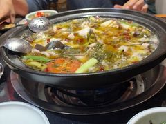-小饕荟雅安贡椒鱼鲜馆(广福桥店)