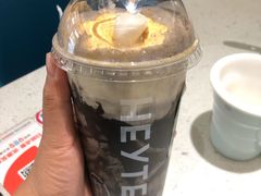 -喜茶(北京华贸购物中心店)