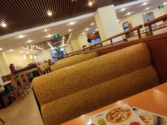 卡座-萨莉亚意式餐厅(护国新天地店)