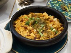 麻婆豆腐-关里关外·鱼头泡饼(唐冶绿地汇店)