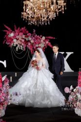 点击看大图 -艺憬婚纱礼服·造型(二七万达店)