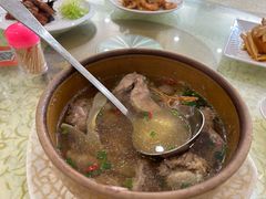 -鹏城人家海鲜酒家·23年老字号(较场尾店)