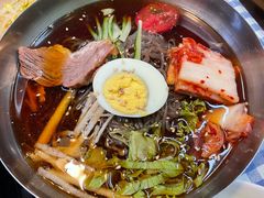 -益百岁牛尾汤(香山路店)