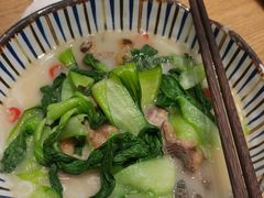 招牌梭边鱼粉-鲜越鲜鱼粉(财富购物中心店)