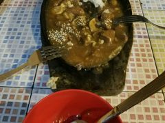 铁板蘑菇牛肉饭-Smoke resto