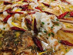 -渔语鱼酸菜鱼新川菜(来福士店)