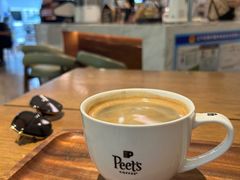 -Peet's 皮爷咖啡(杭州来福士店)