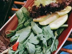 -老牌坊云南鱼豆花火锅(哈西万达店)