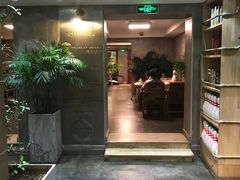 门面-HIGH FIVE哈福手工汉堡(桂林路店)