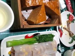 -粤港湾砂锅粥·宵夜(宝龙店)