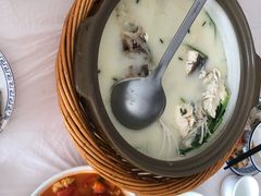 -天乐农家鱼头王(天目湖店)