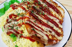 Bacon Omelette Roll
