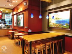 用餐区-The Habit Burger Grill 哈比特汉堡(爱琴海店)