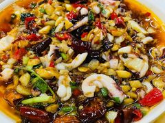 油呛鱿鱼-玛扎烧烤私房菜
