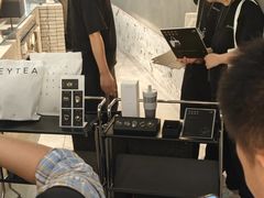 -喜茶(深圳万象城黑金店)