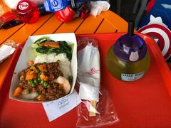 -Lotso Lunch Box 草莓熊餐盒