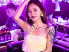 -喜鹊音乐酒馆(西街店)