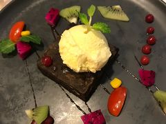 -HIGH FIVE哈福手工汉堡(桂林路店)