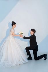 -雪中彩影婚纱摄影·微光艺术中心