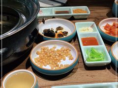 -明洞阿姨·韩式酱蟹烤肉·创意料理(三元桥店)