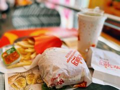 -麦当劳(东大桥店)
