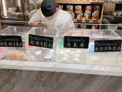 面包甜点陈列柜-ALLORA意大利餐厅(丰盛里店)