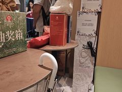 -霸王茶姬(大学城熙街店)
