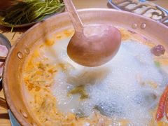 -洱火云南酸菜牛肉火锅(石景山当代商城店)