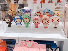 -泡泡玛特POPMART(蓝色港湾店)