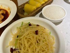 酸辣土豆丝-江渔儿酸菜鱼·拔草餐厅(虎门君乐汇店)