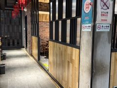 -小三峡食府(西五路店)