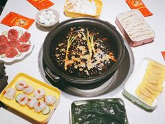 -钢管厂五区小郡肝串串香(奥克斯广场锦城万达店)