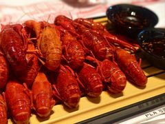 -肥肥虾庄·金牌油焖大虾(汉街SKP店)