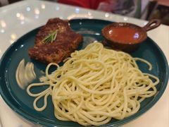 -丽莎沙拉轻食餐厅(国贸店)