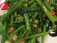 -Dang restaurant (patong phuket)