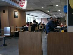 -麦当劳(军博店)