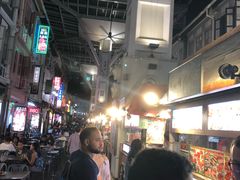 -牛车水美食街