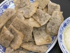 老北京炸灌肠-门框胡同百年卤煮(新街口店)