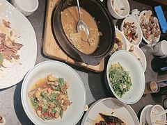 -五谷丰登农家院·地道胶东菜·海鲜烧烤(威海店)
