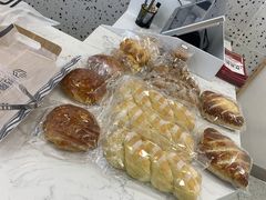 -焙丽拾光(麦凯乐直营店)